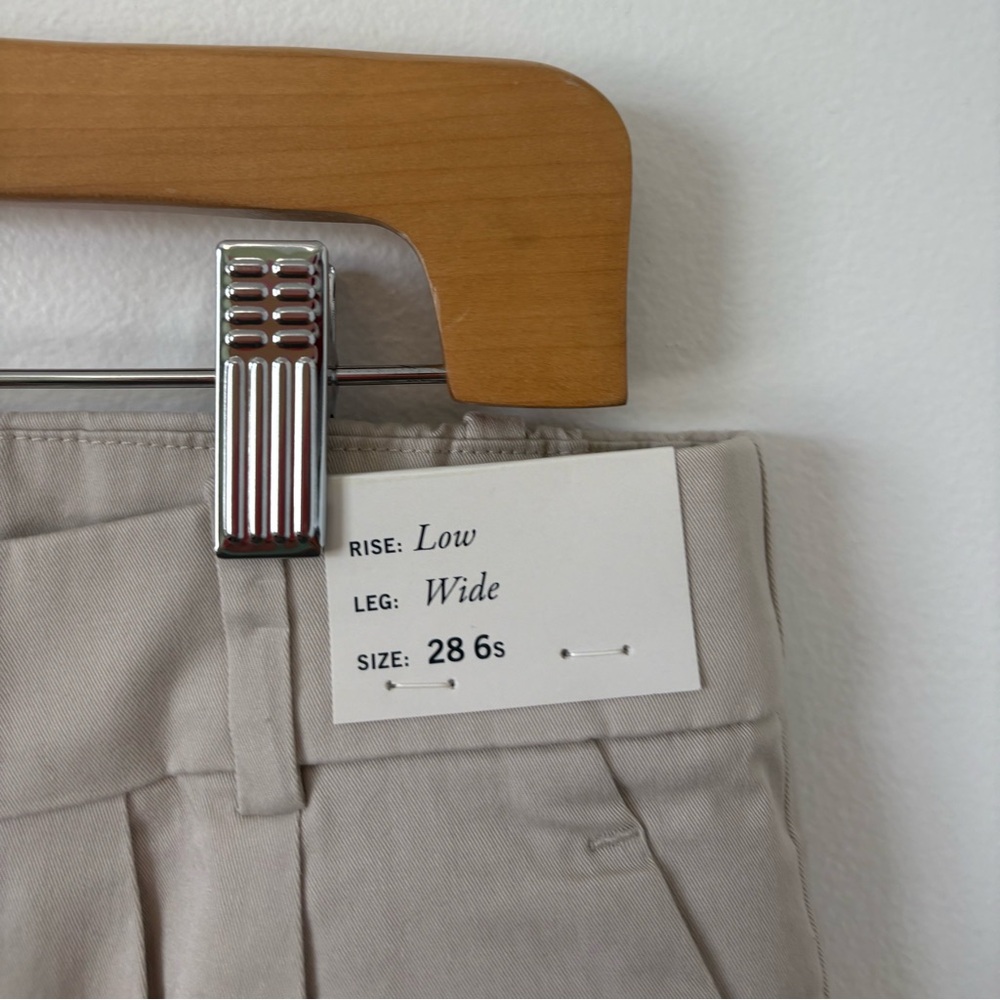 Abercrombie & Fitch Sloane Low Rise Tailored Twill Pant - Picture 3 of 5
